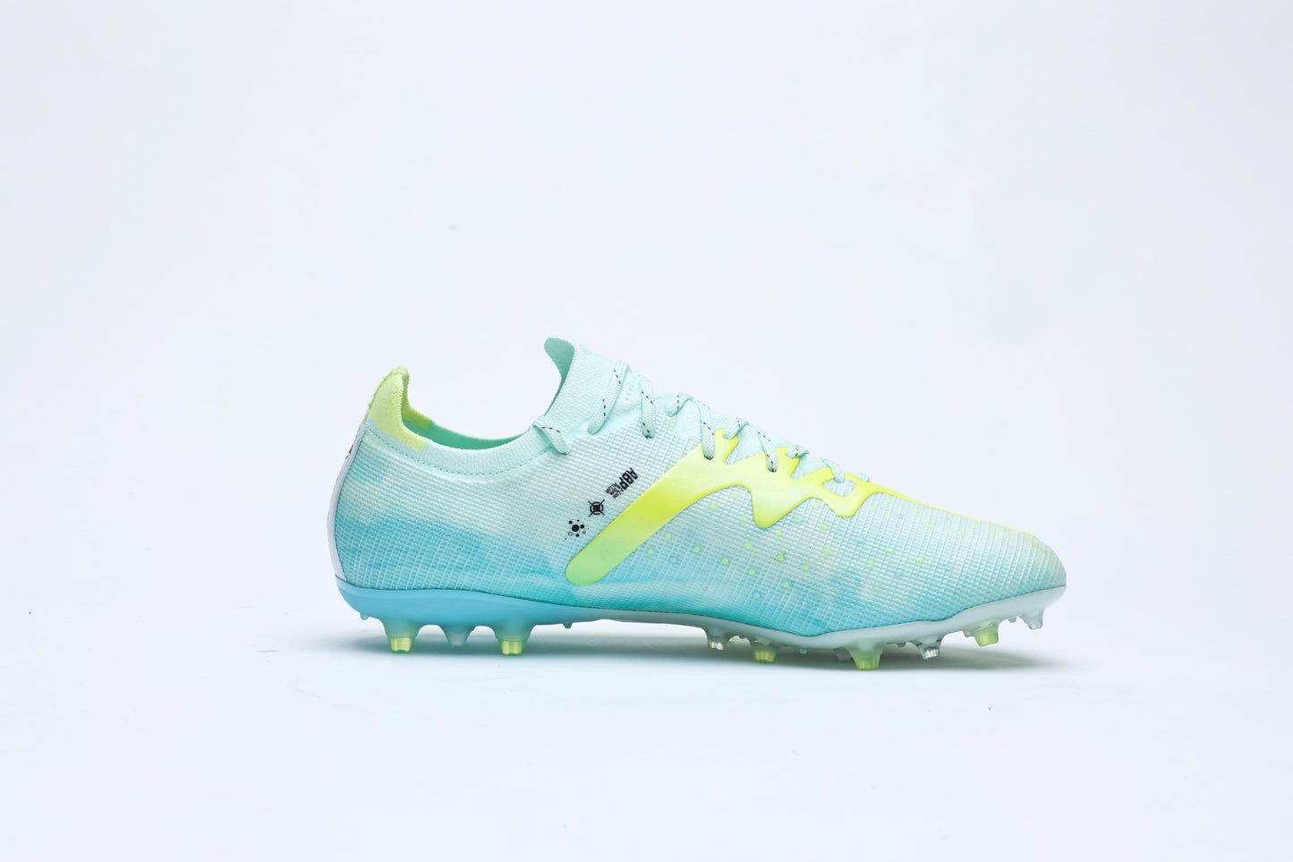 Kelme Kid's Command-And-Control Type Soccer Shoes (MG) | Model 9332ZX3162-Kelme USA