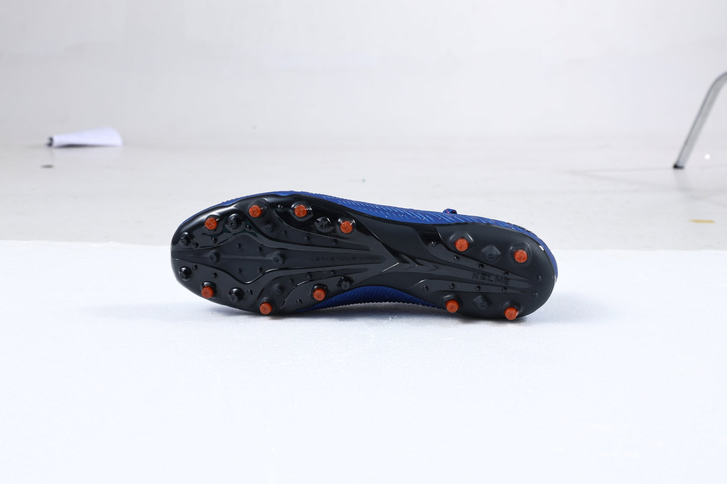 Kelme Men's Command-And-Control Type Soccer Shoes (MG) | Model 8431ZX1753-Kelme USA