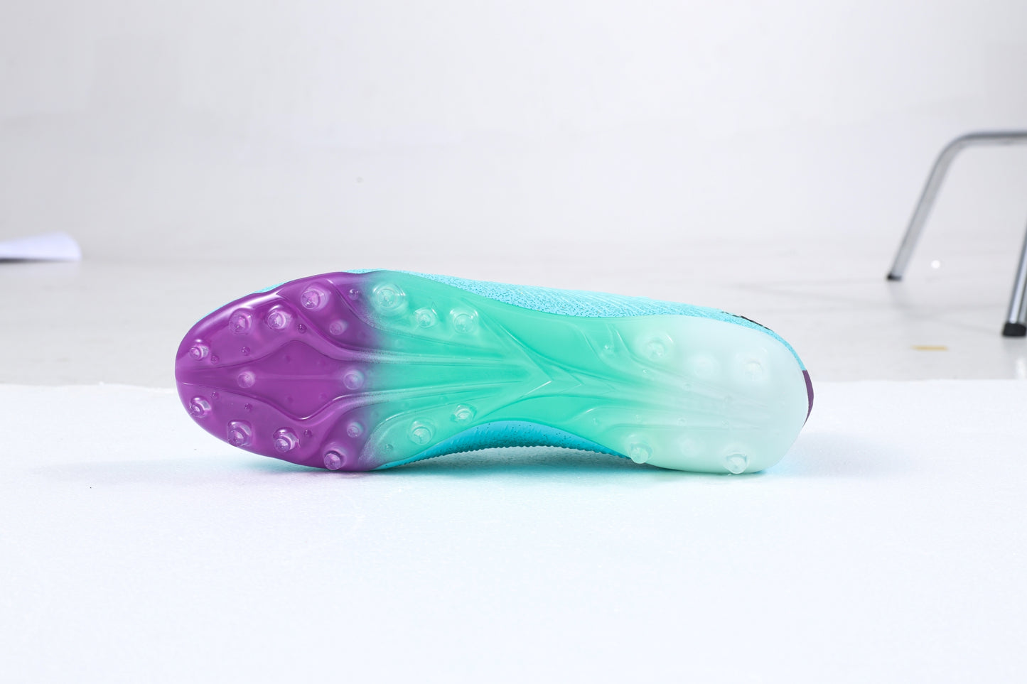 Kelme Men's Command-And-Control Type Soccer Shoes (MG) | Model 8431ZX1753-Kelme USA