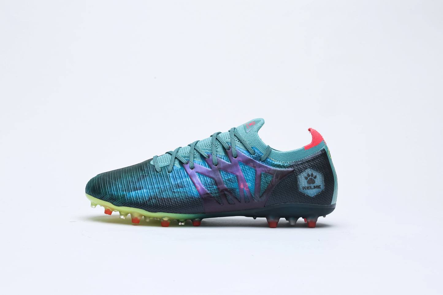 Kelme Kid's Command-And-Control Type Soccer Shoes (MG) | Model 9332ZX3162-Kelme USA