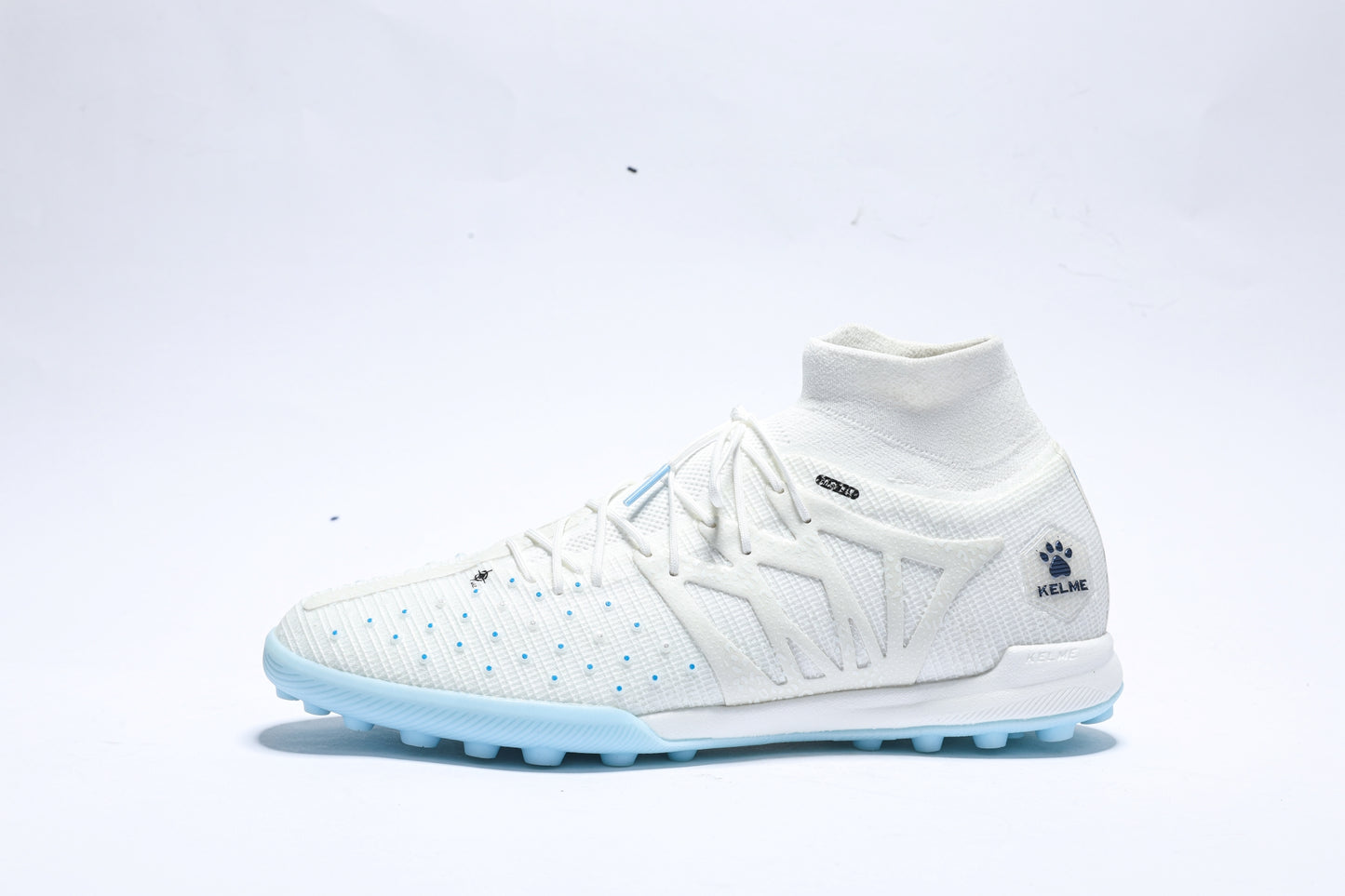Kelme Kid's Command-And-Control Type Soccer Shoes (TF) | Model 9421ZX3225-Kelme USA
