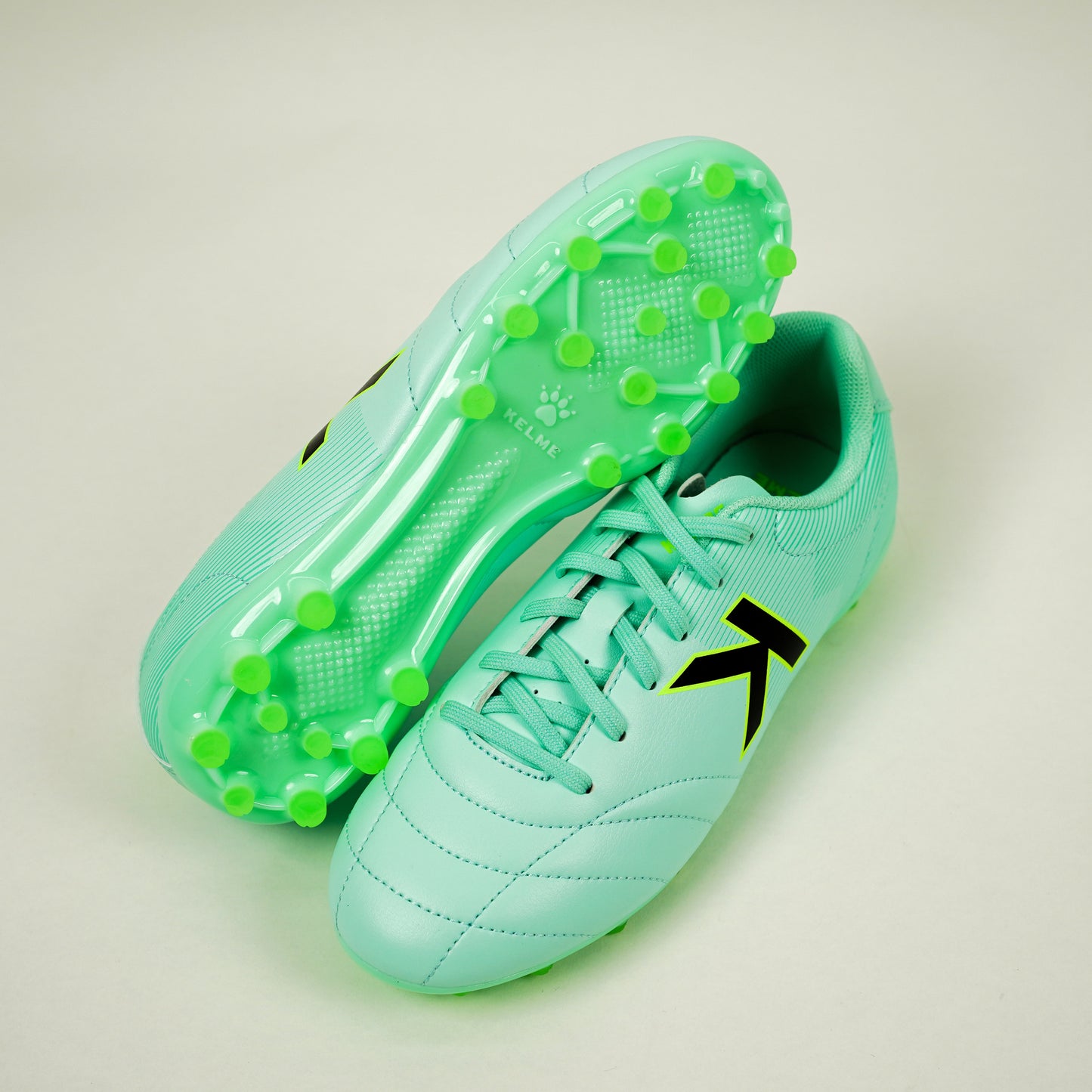Botas de fútbol KELME para niños | Agarre multisuperficie y microfibra elástica | 8312ZX3268