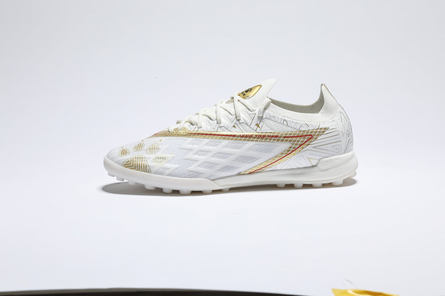 Kelme Kid's Speed-Oriented Soccer Shoes (TF) | Model 9412ZX3249-Kelme USA