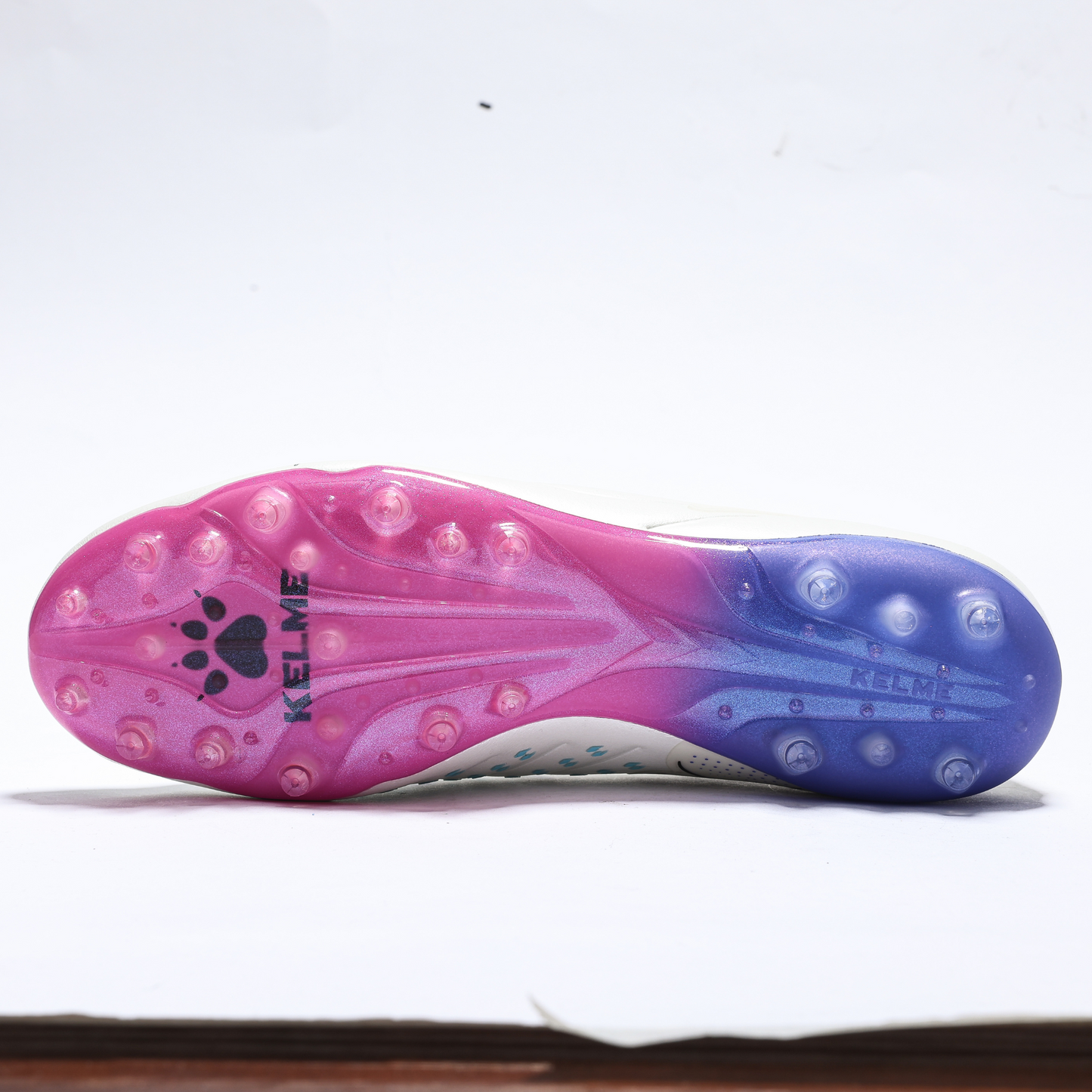 Kelme Men's Tactile Soccer Shoes (MG) | Model 9421ZX1226-Kelme USA