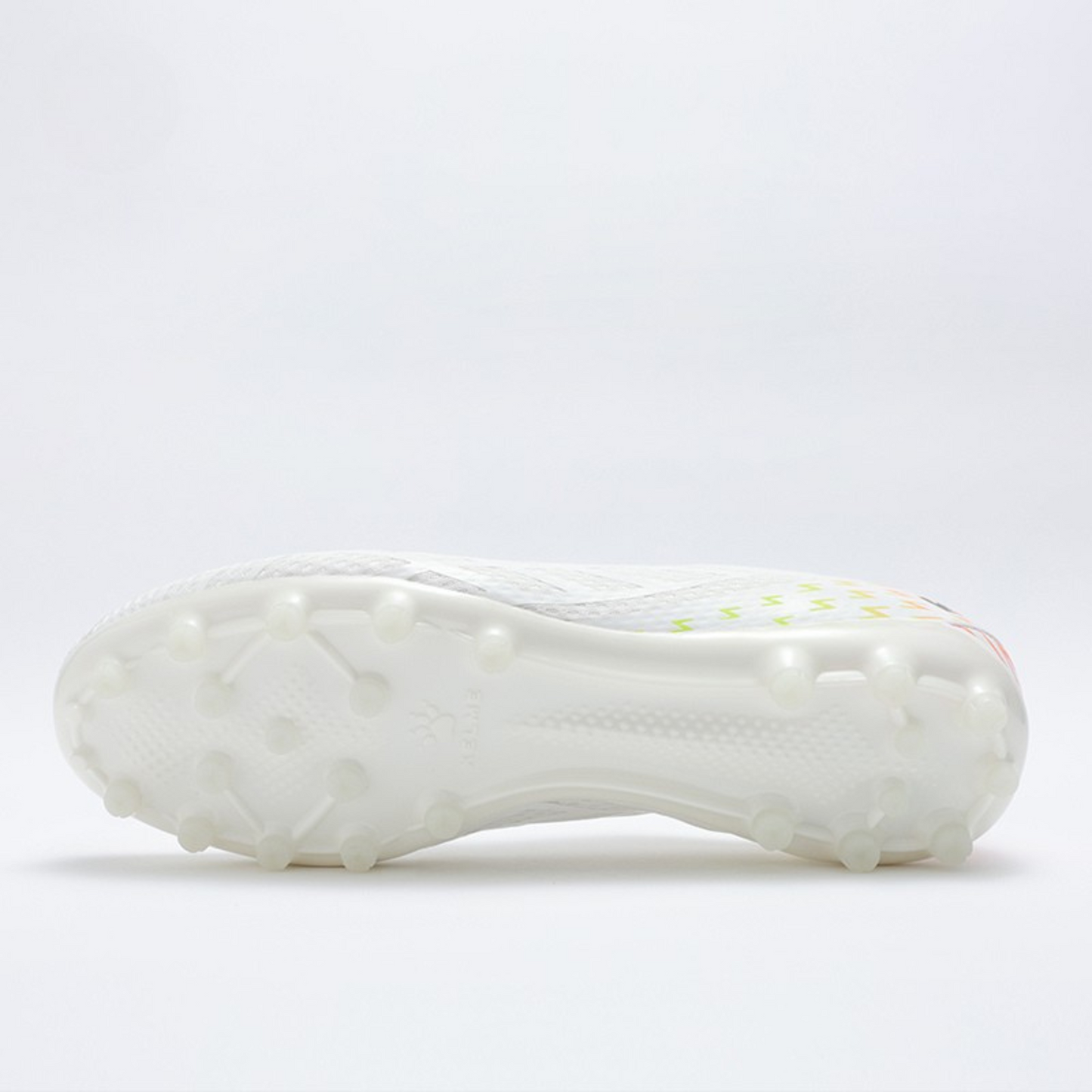 Kelme Kids' Soccer Shoes(MG) | Model 8332ZX3446-Kelme USA