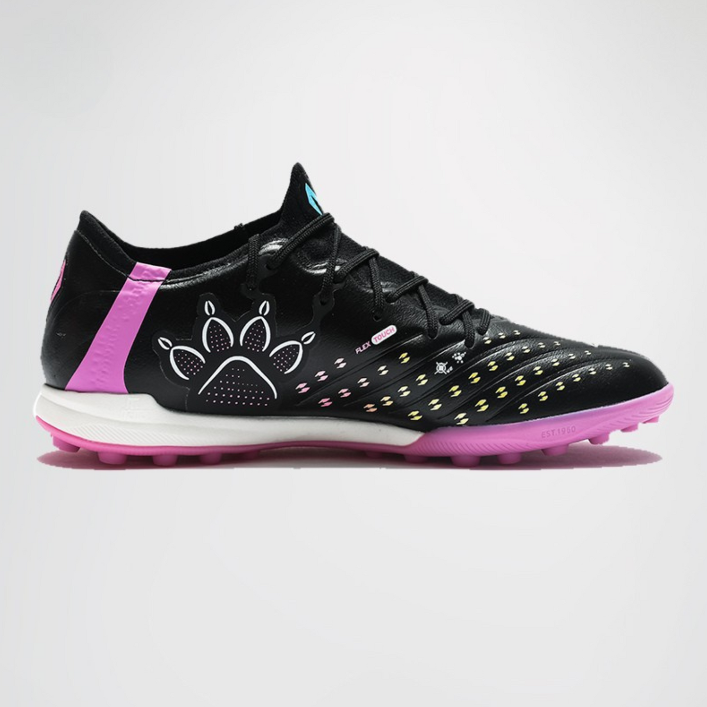 Botas de fútbol KELME para césped artificial para niños | Flyknit y tecnología de nanorrecubrimiento | 9421ZX3227