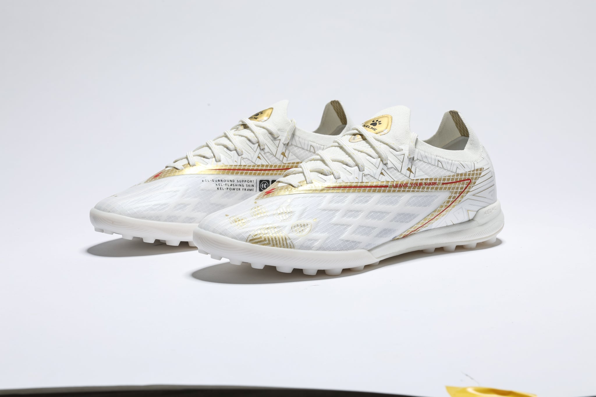 Kelme Soccer Shoes (TF) | 4-layer tech, Nylon Midsole & Nano