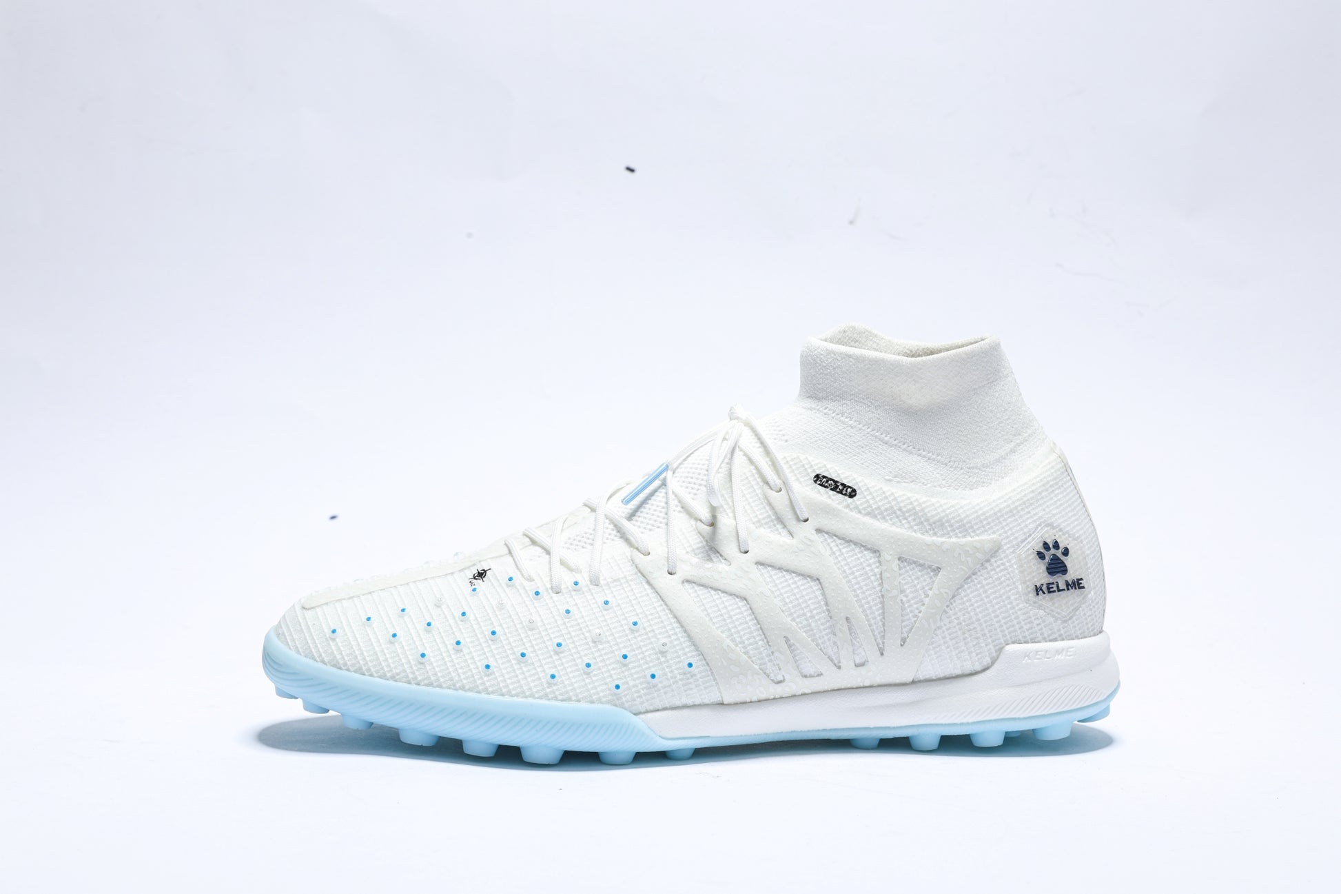 Kelme Kid's Command-And-Control Type Soccer Shoes (TF) | Model 9421ZX3225-Kelme USA