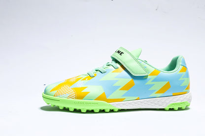 Kelme Kids' Soccer Shoes (TF) | Model 8431ZX3776-Kelme USA