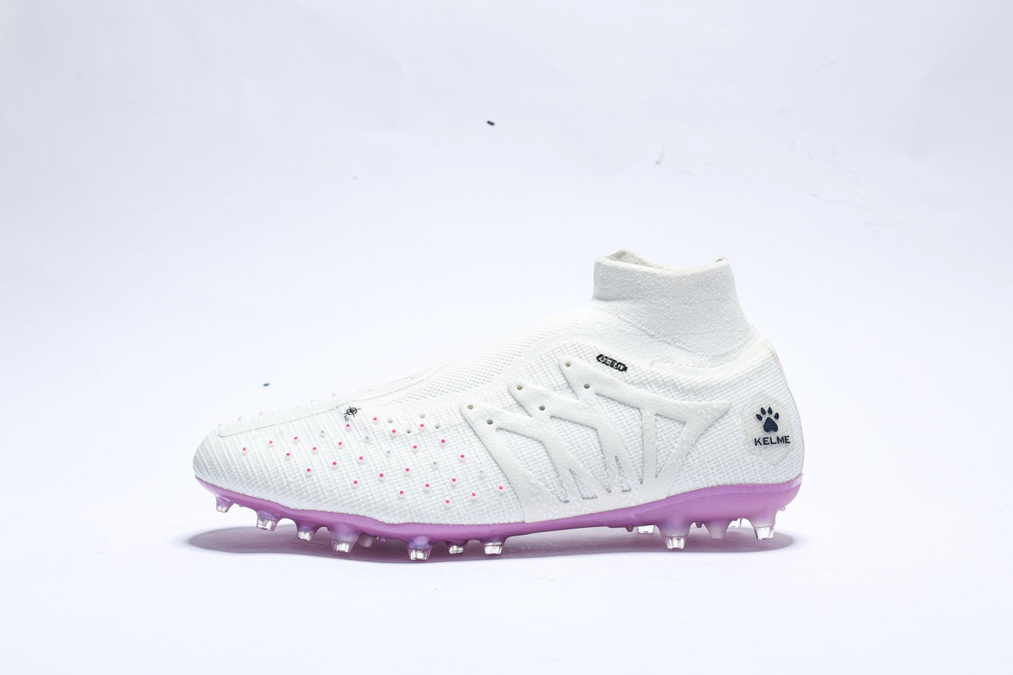 Kelme Men's Command-And-Control Type Soccer Shoes (MG) | Model 9421ZX1222-Kelme USA