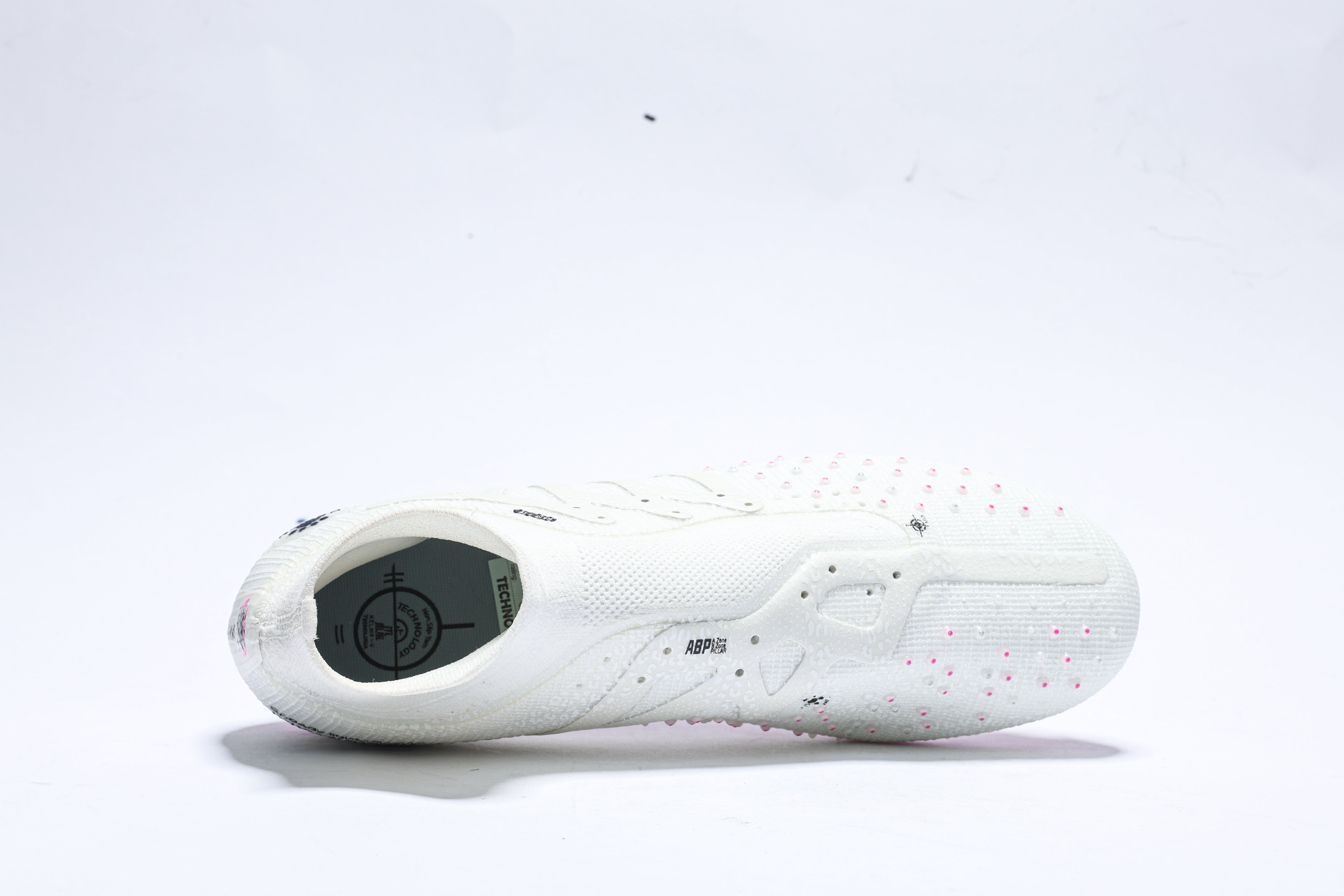 スパイク【ck-meikai.220ai】 Kelme Kids Soccer Shoes (MG) | Flyknit Fit & Ball Control
