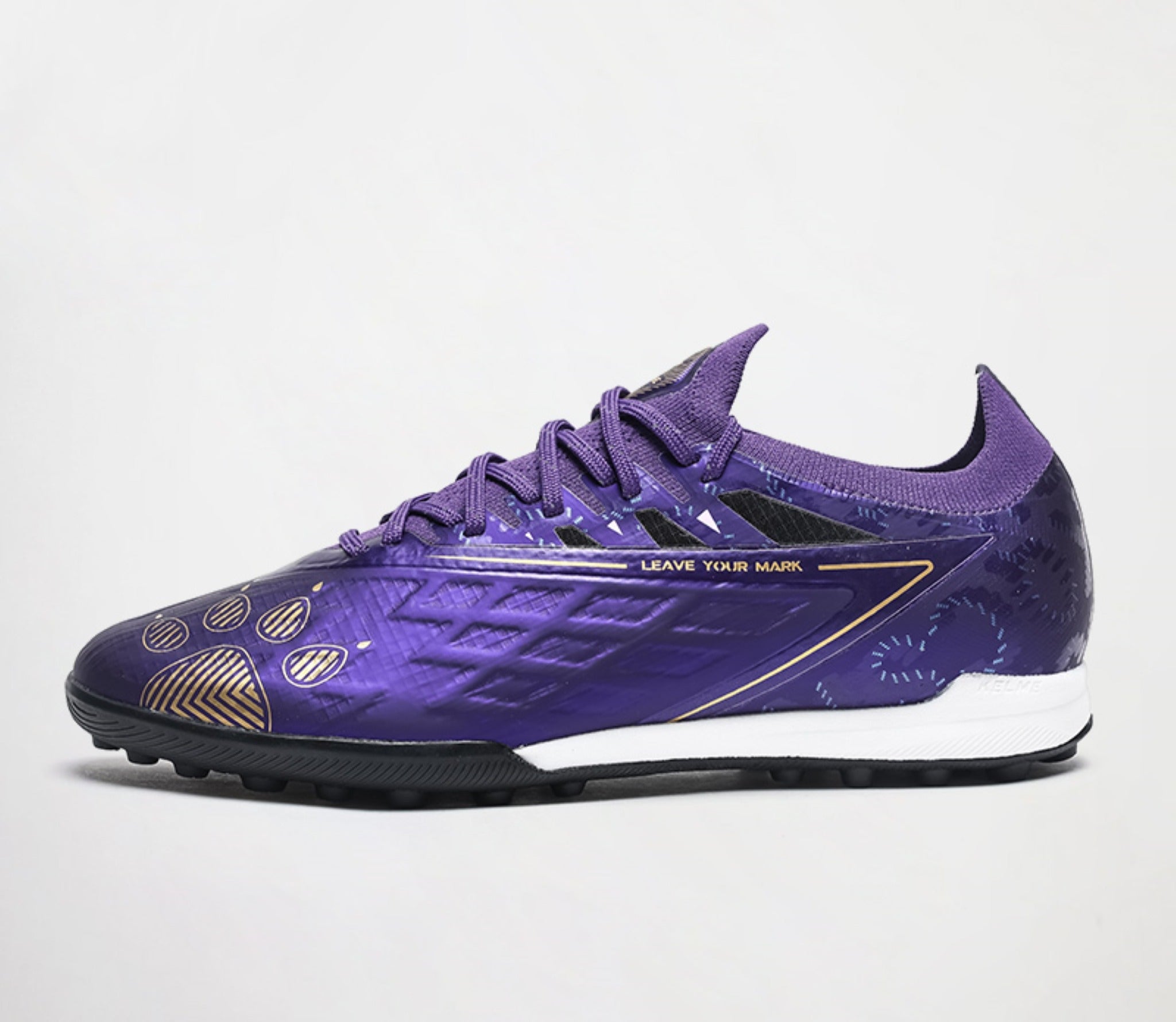 Kelme Soccer Shoes (TF) | 4-layer tech, Nylon Midsole & Nano