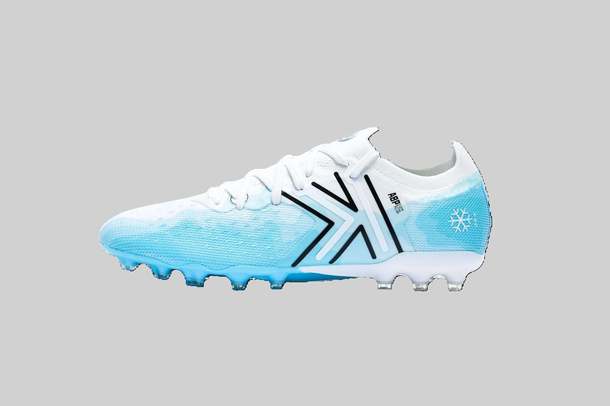 KELME Soccer Shoes (MG) | Flyknit Fit, nano TPU grip