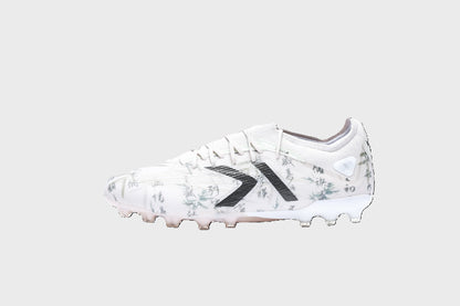 MOMENTUM 2.0.5 - Kelme Soccer Shoes | Speed, grip & PEBAX outsole | 9431ZX1239-Kelme USA Store