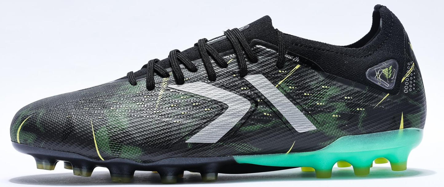 Botas de fútbol KELME MG para hombre | Velocidad, agarre y suela de PEBAX | 9431ZX1239