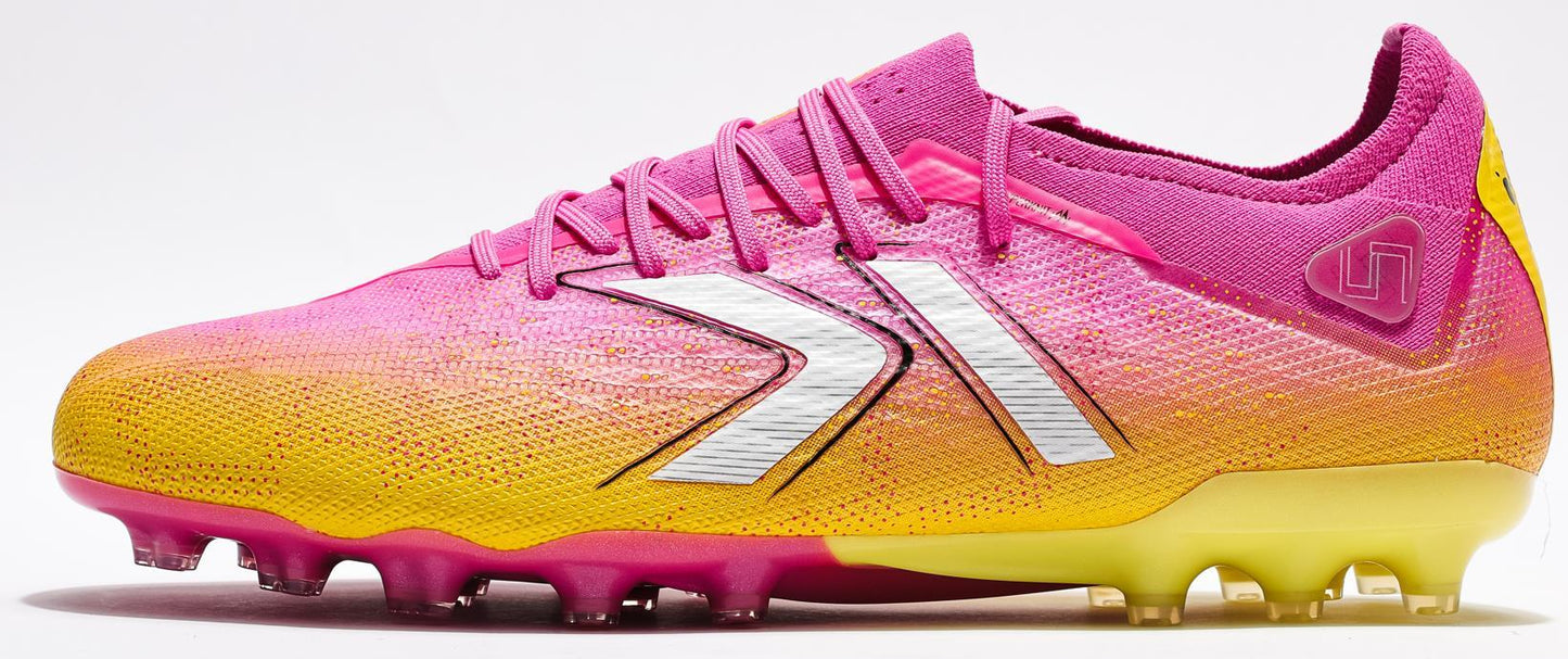 Botas de fútbol KELME MG para hombre | Velocidad, agarre y suela de PEBAX | 9431ZX1239