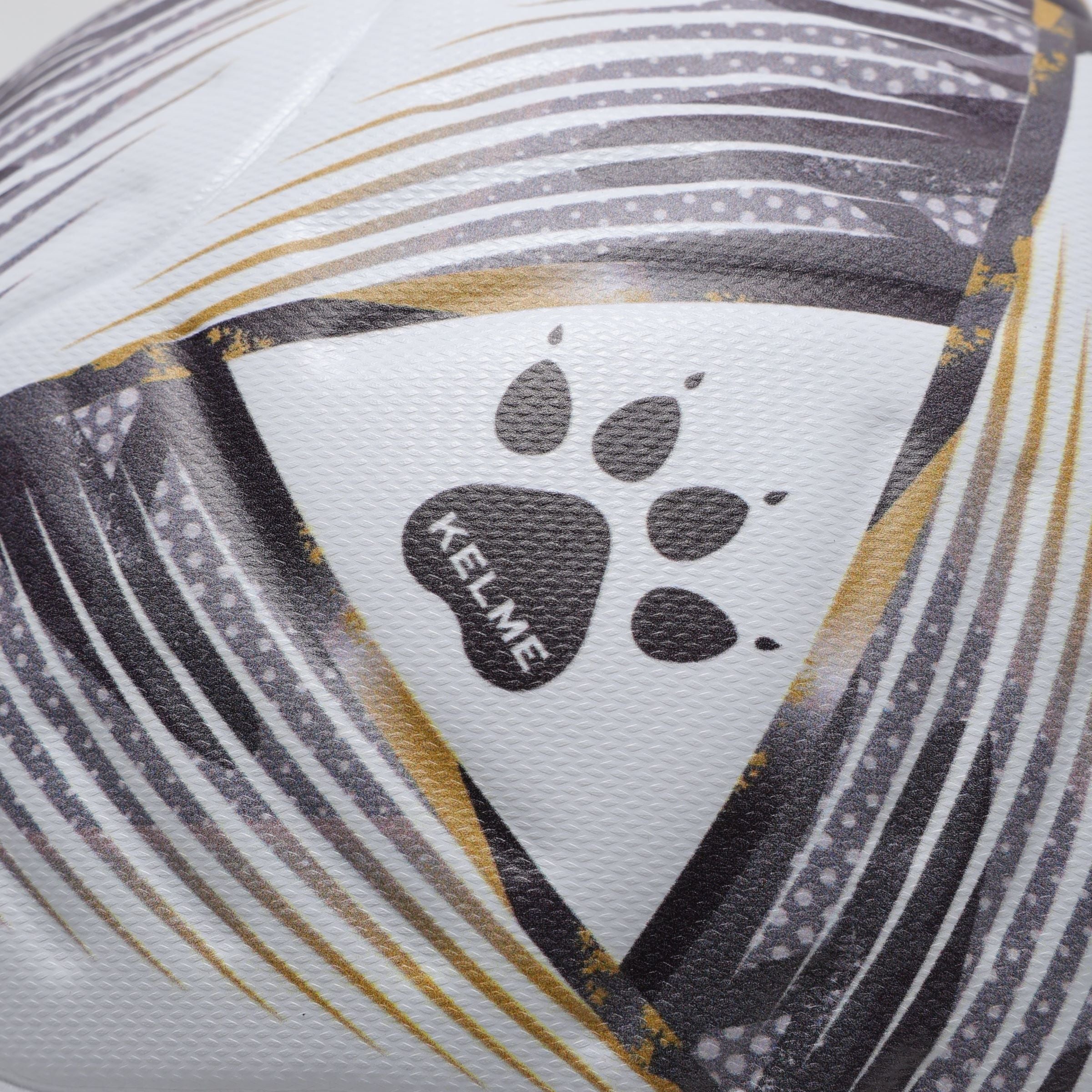 KELME Basic Laminated Soccer Ball