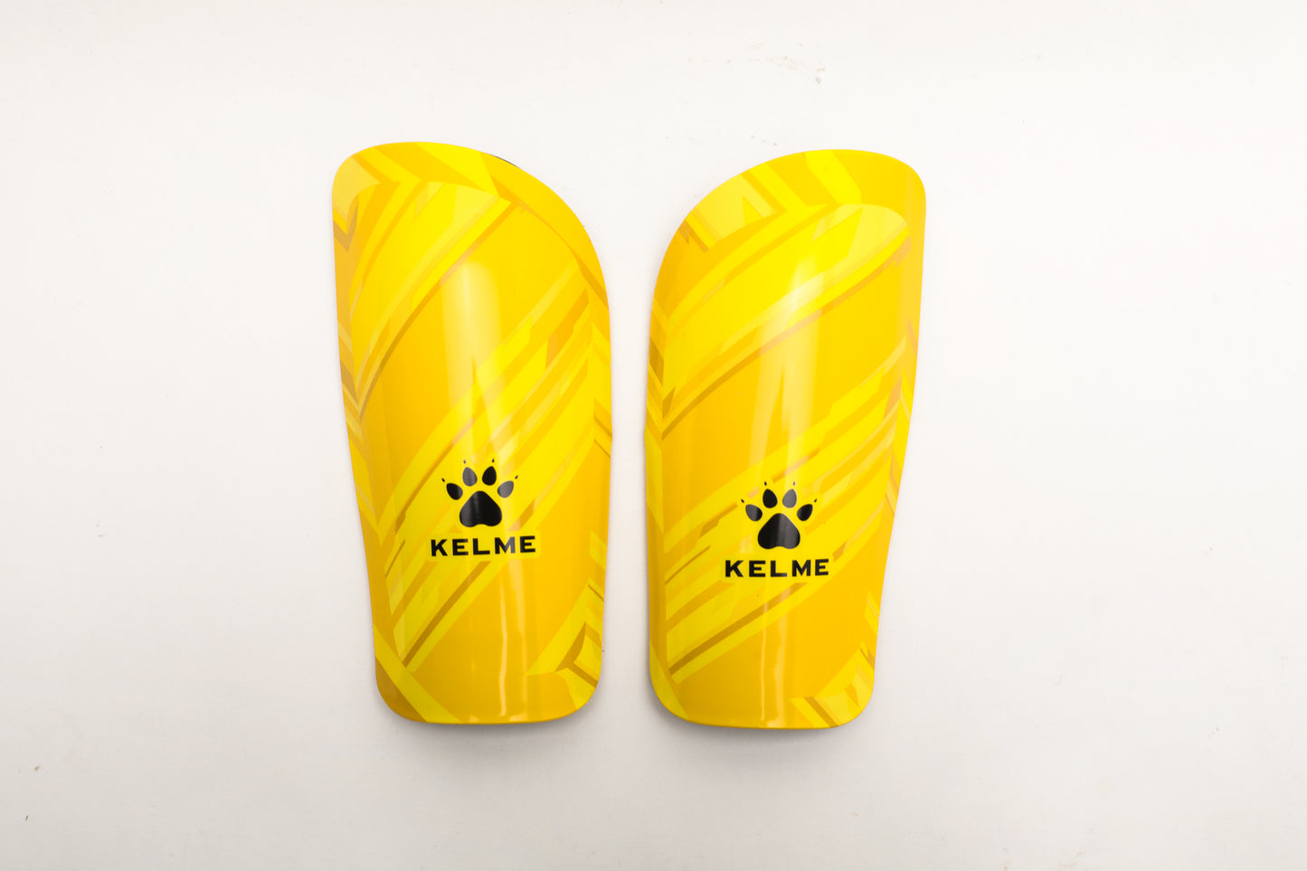 Kelme Shin Guard - Model 8101HJ5001