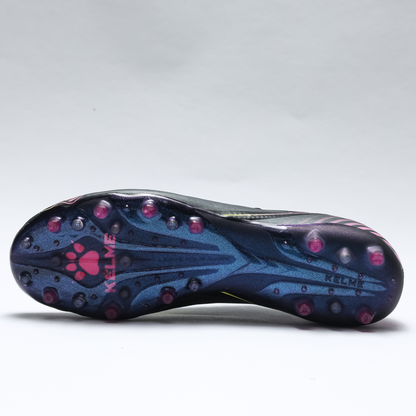 MOMENTUM 1.5.4 - Kelme Soccer Shoes | 4-Layer Upper, & Nylon Midsole | 9412ZX1250-Kelme USA Store