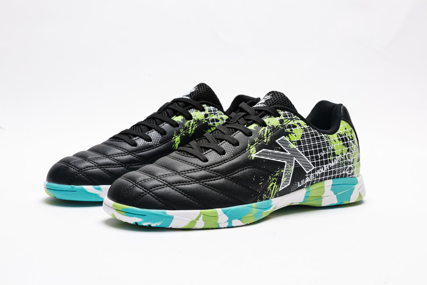 Kelme Men’s Futsal Shoes | Model 7531ZX1071