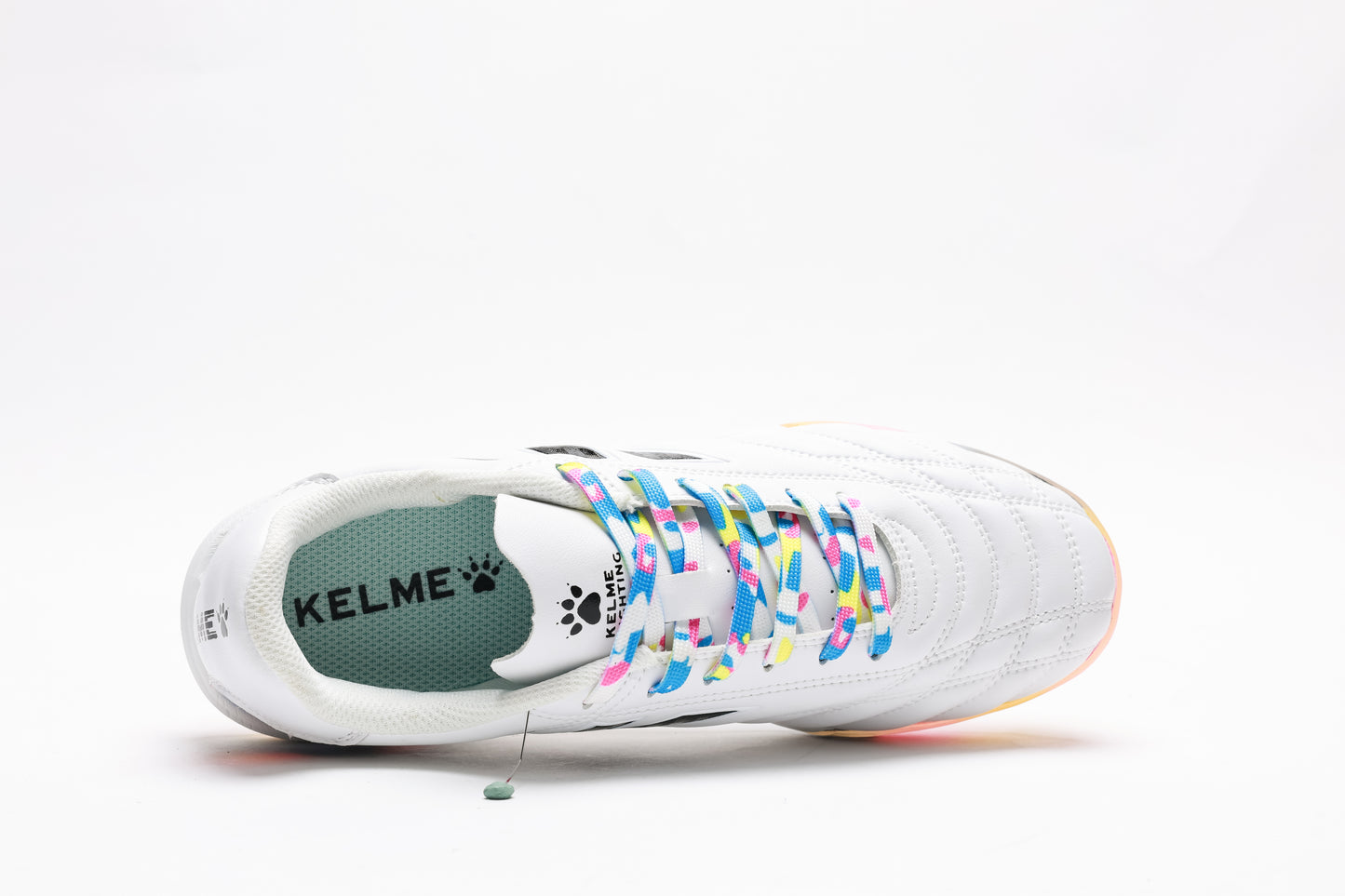 Kelme Men’s Futsal Shoes – Flexible Indoor Fit | Model 7531ZX1010