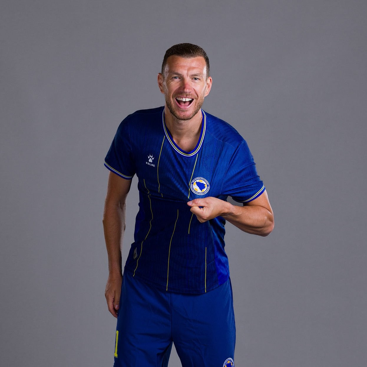 Bosnia & Herzegovina 2026 World Cup Jersey (player version )